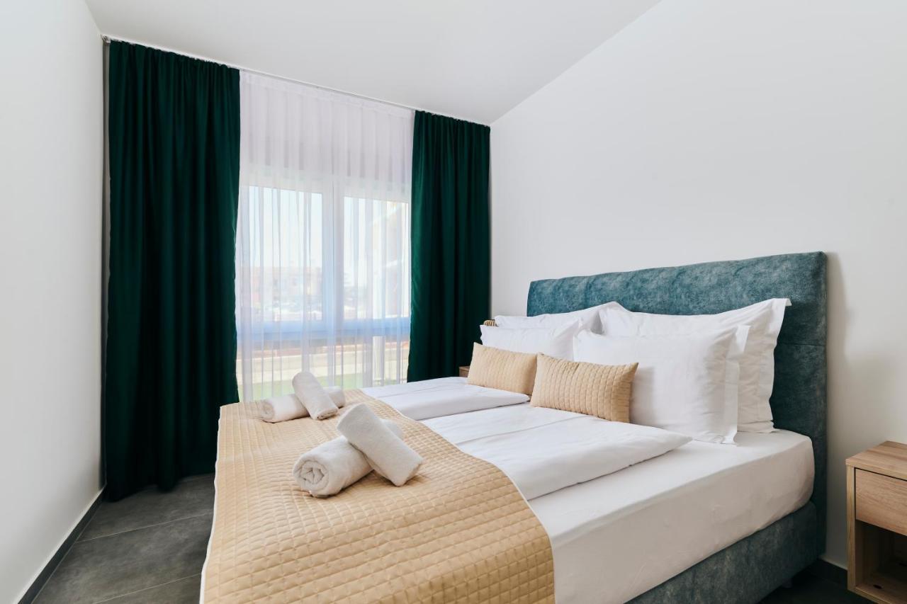 Apartments San Maris Umag Buitenkant foto