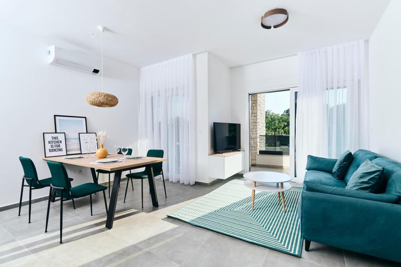 Apartments San Maris Umag Buitenkant foto