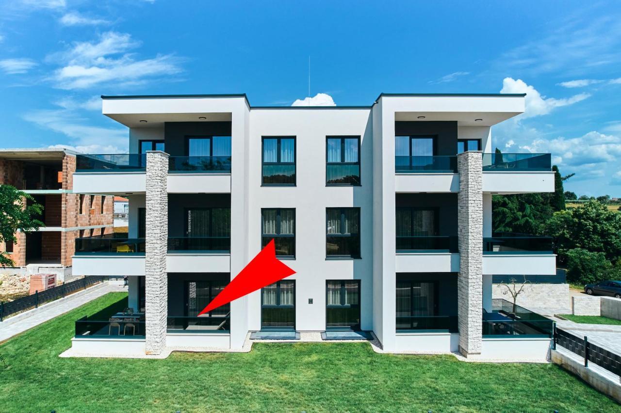 Apartments San Maris Umag Buitenkant foto