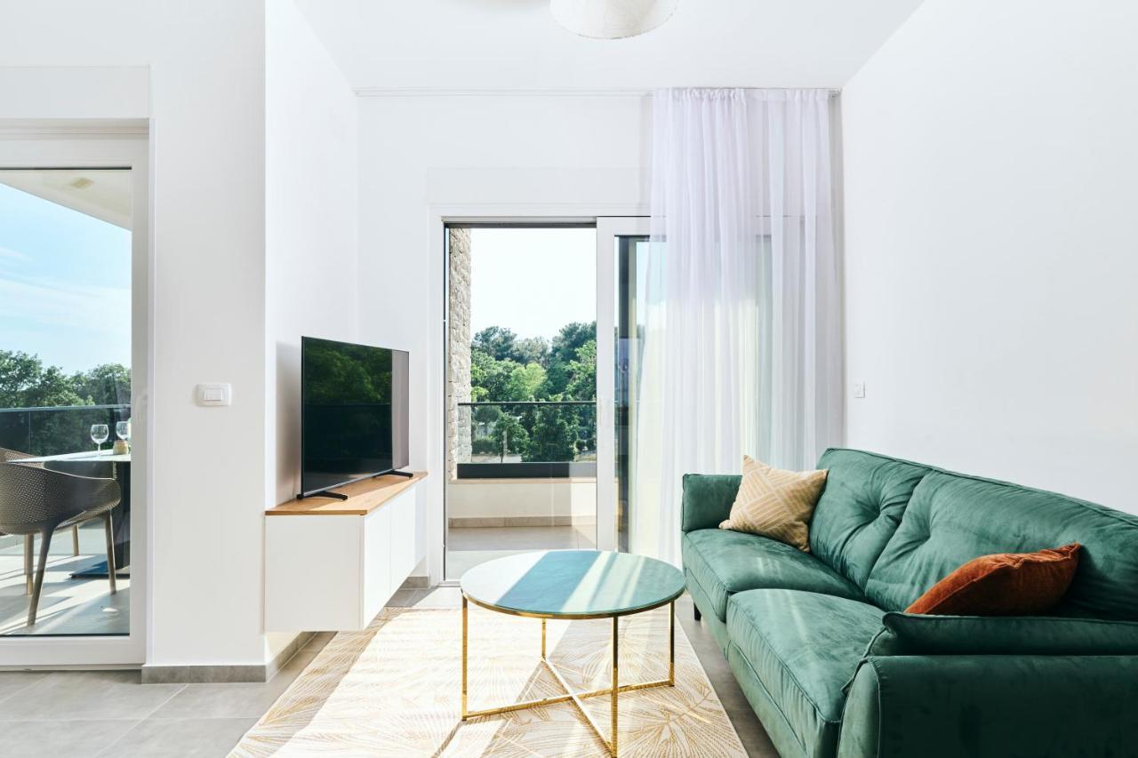 Apartments San Maris Umag Buitenkant foto