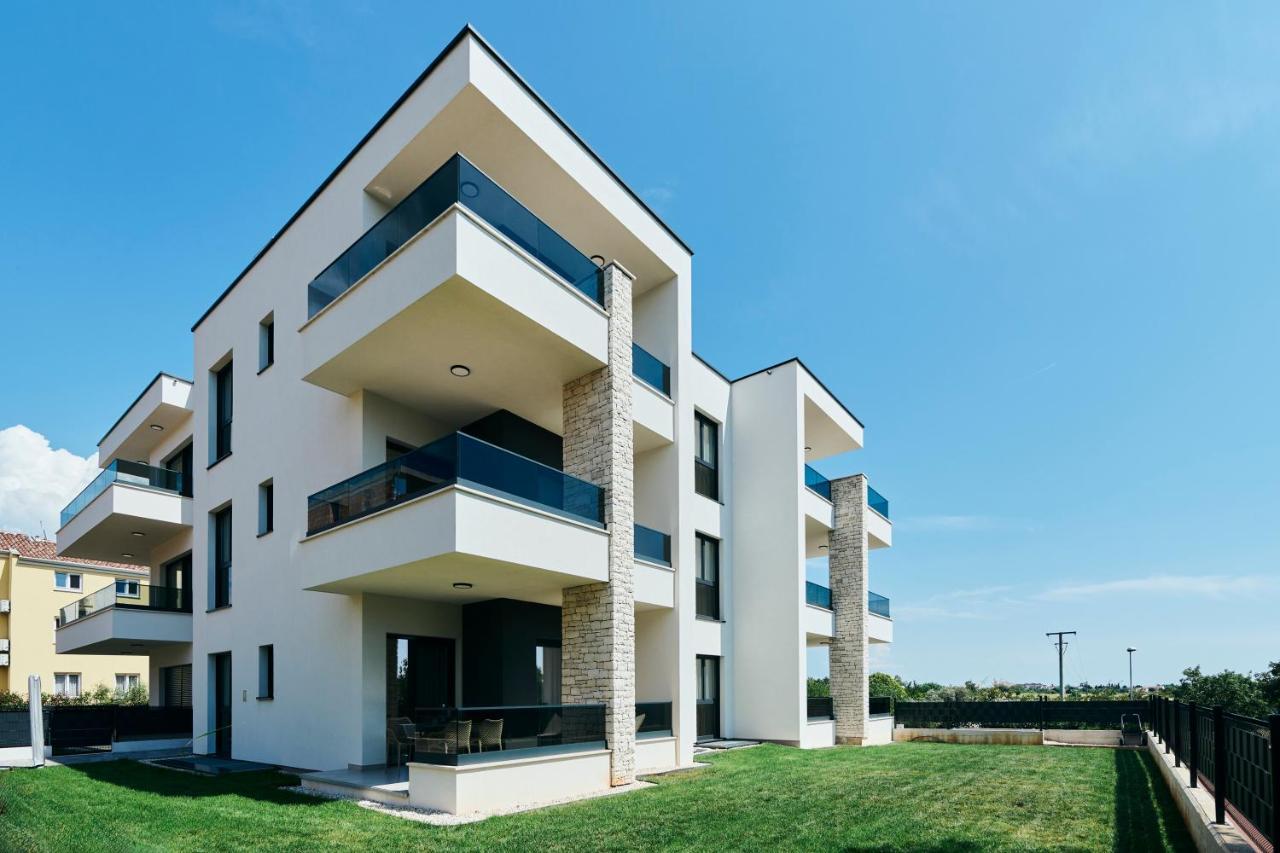 Apartments San Maris Umag Buitenkant foto