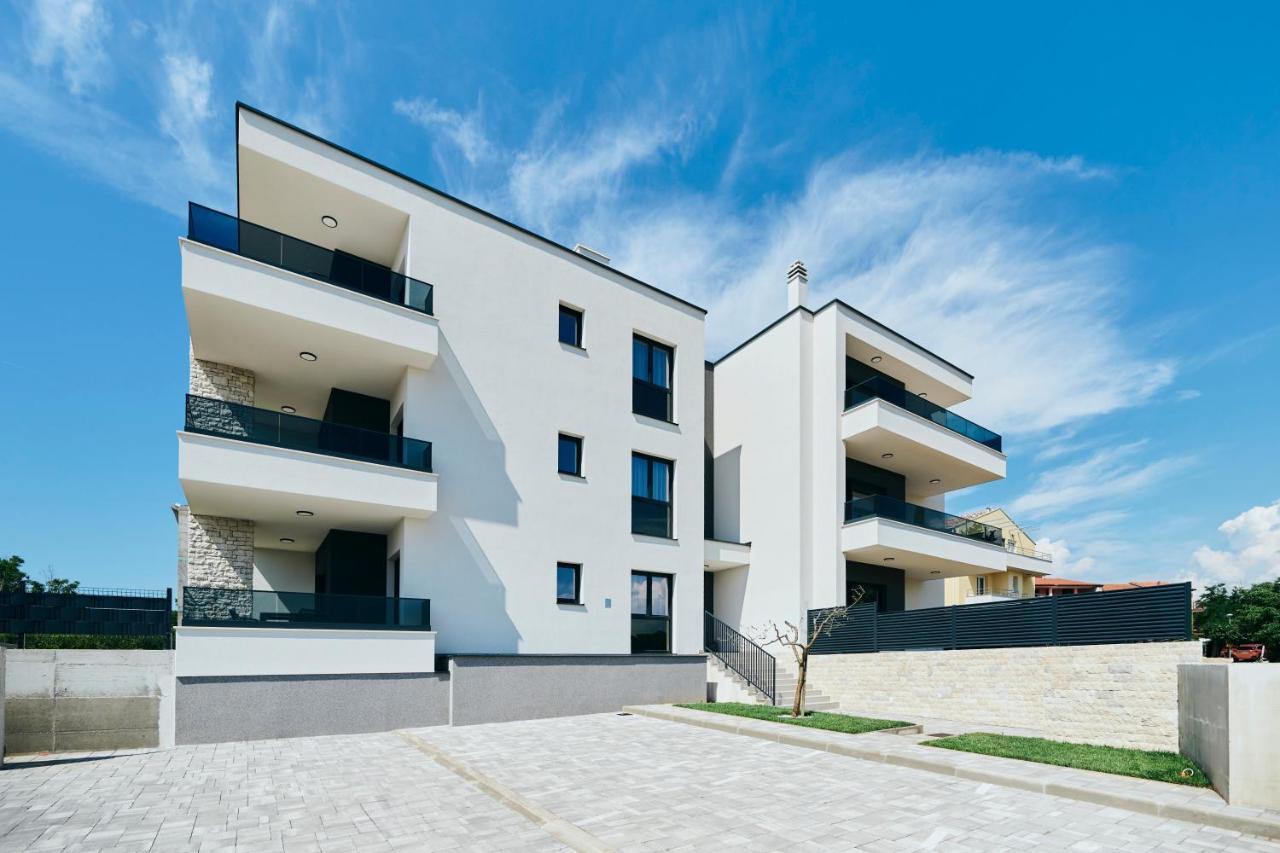 Apartments San Maris Umag Buitenkant foto